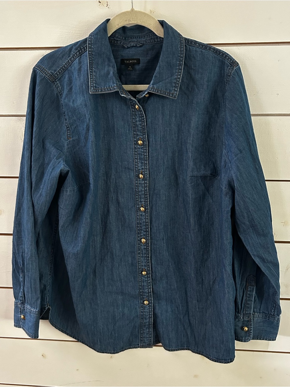 Talbots Women's XL Dark Wash Denim Long Sleeve Gold Hardware Button-Down Shirt